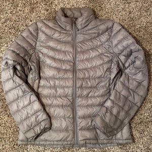 Lightweight down jacket